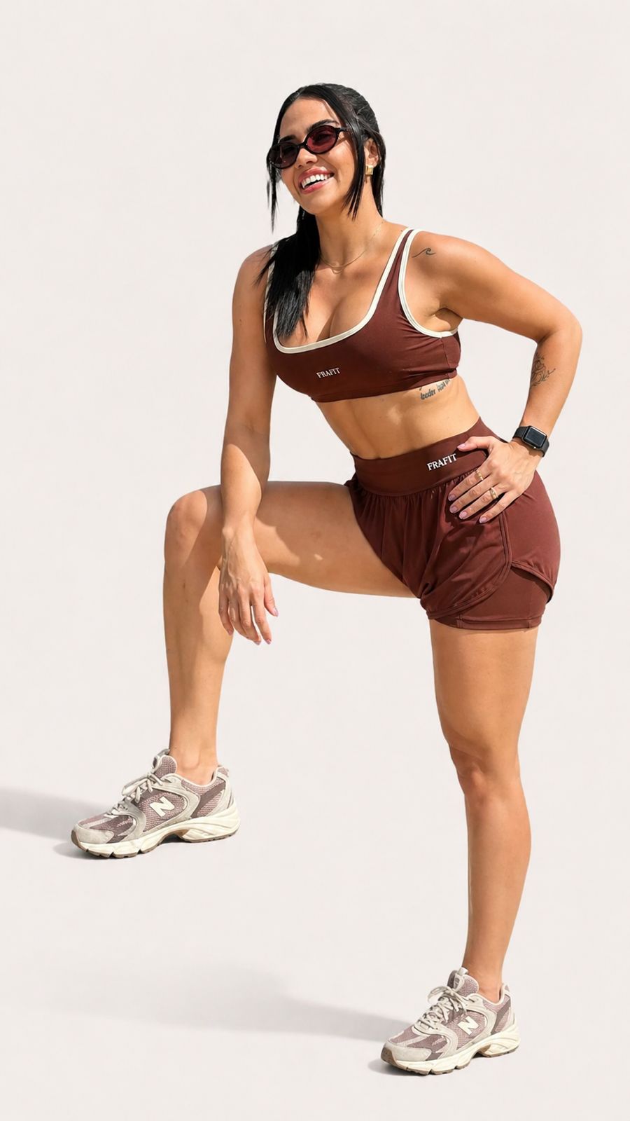 Shorts RUN Marrom