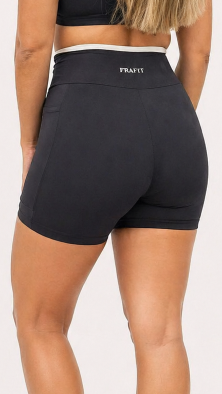 Shorts ALMA Preto